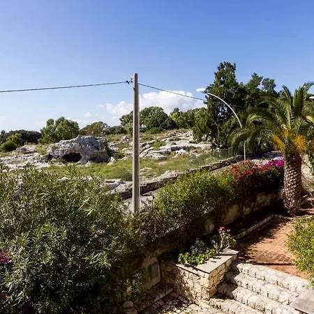 Bed & Breakfast Dimora Archimedea 4*