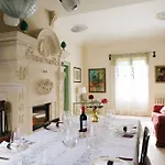 Dimora Archimedea Bed & Breakfast