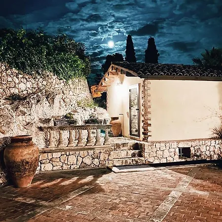 Dimora Archimedea Bed & Breakfast