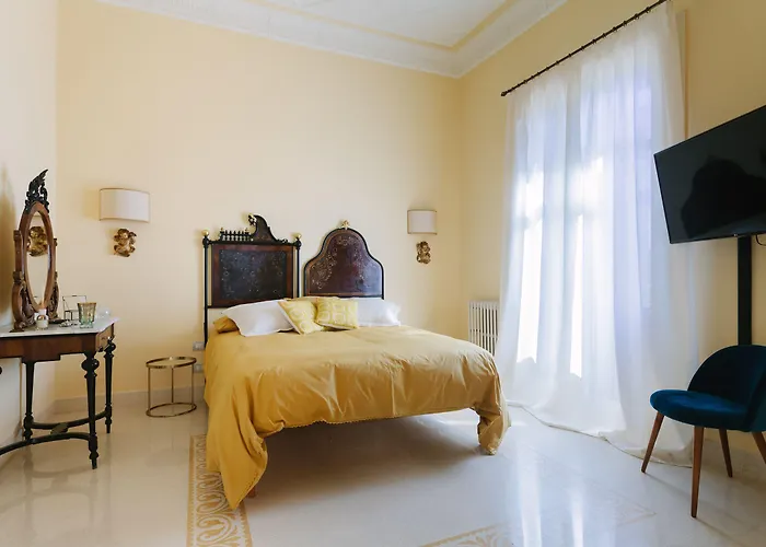 Bed & Breakfast Dimora Archimedea 4*