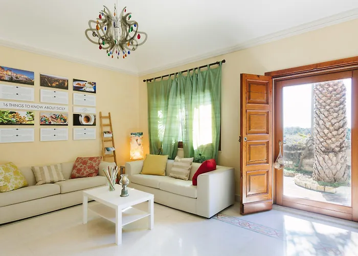 Dimora Archimedea Bed & Breakfast 4*