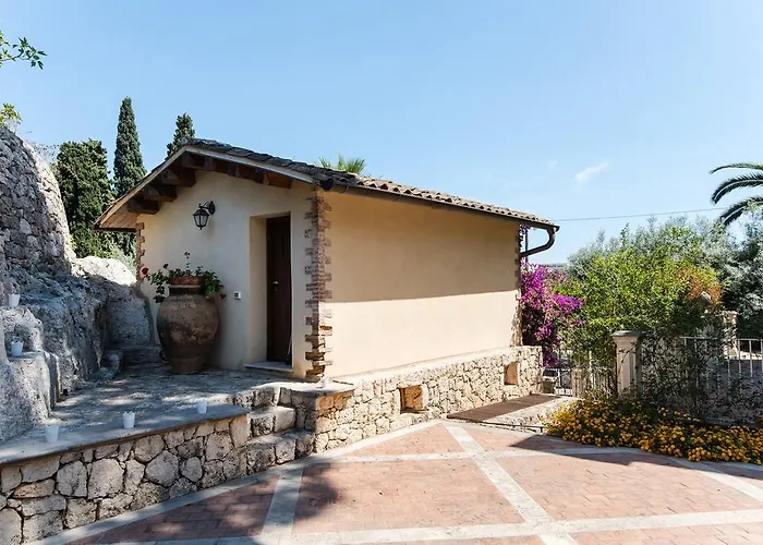 Dimora Archimedea 4*