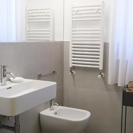 Dimora Archimedea Bed & Breakfast 3*
