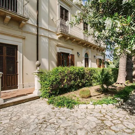 Bed & Breakfast Dimora Archimedea Syracuse