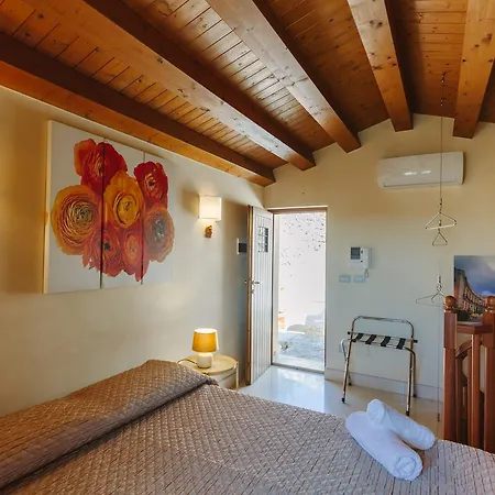 Bed & Breakfast Dimora Archimedea 3*