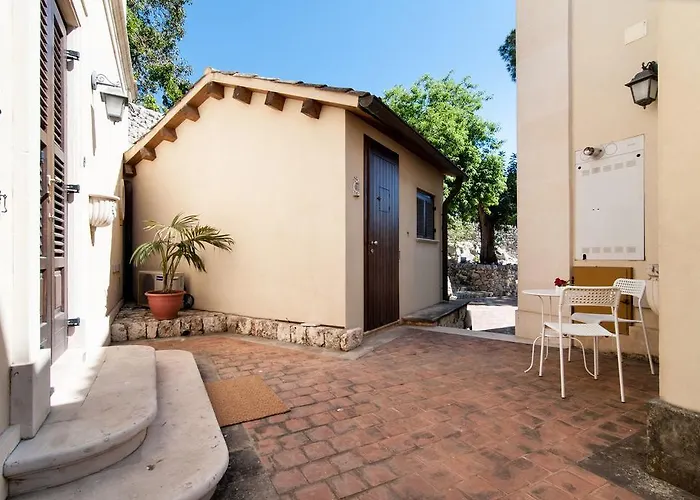 Panzió Dimora Archimedea 4*